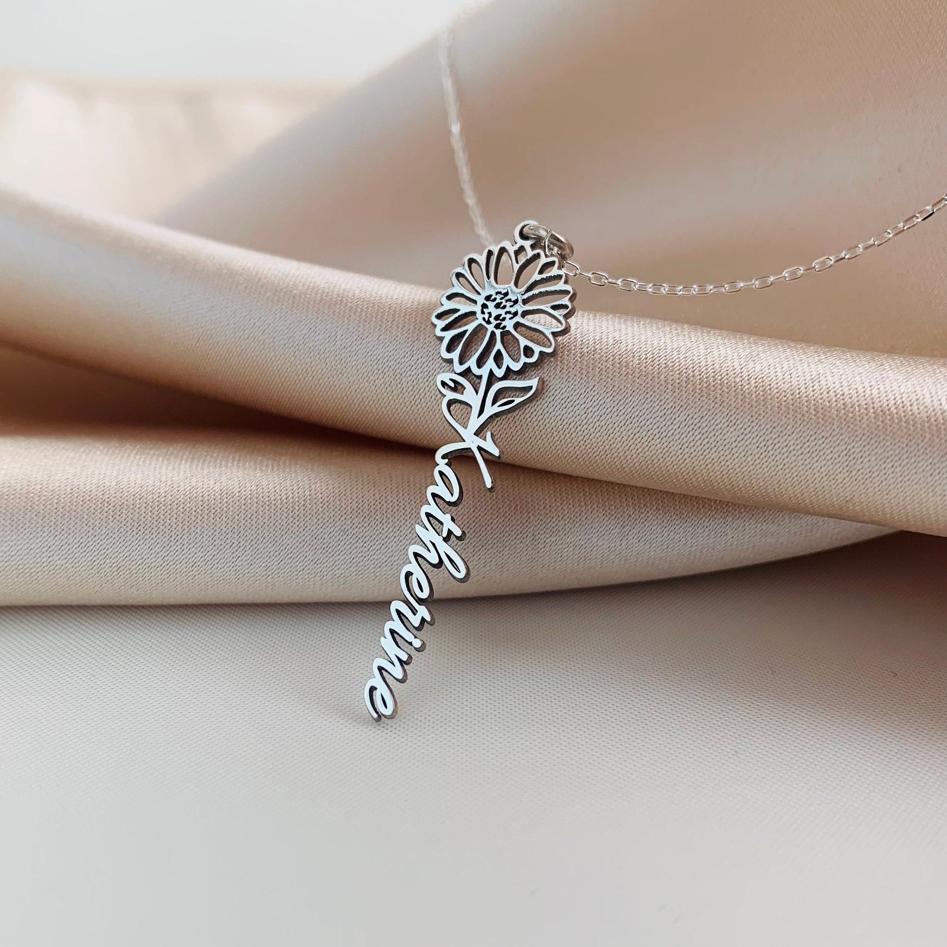 Dainty Name Necklace with Birth Flower - Personalized Name Necklace 925 Sterling Silver - Custom Name Jewellery - Birthday Gift for Her