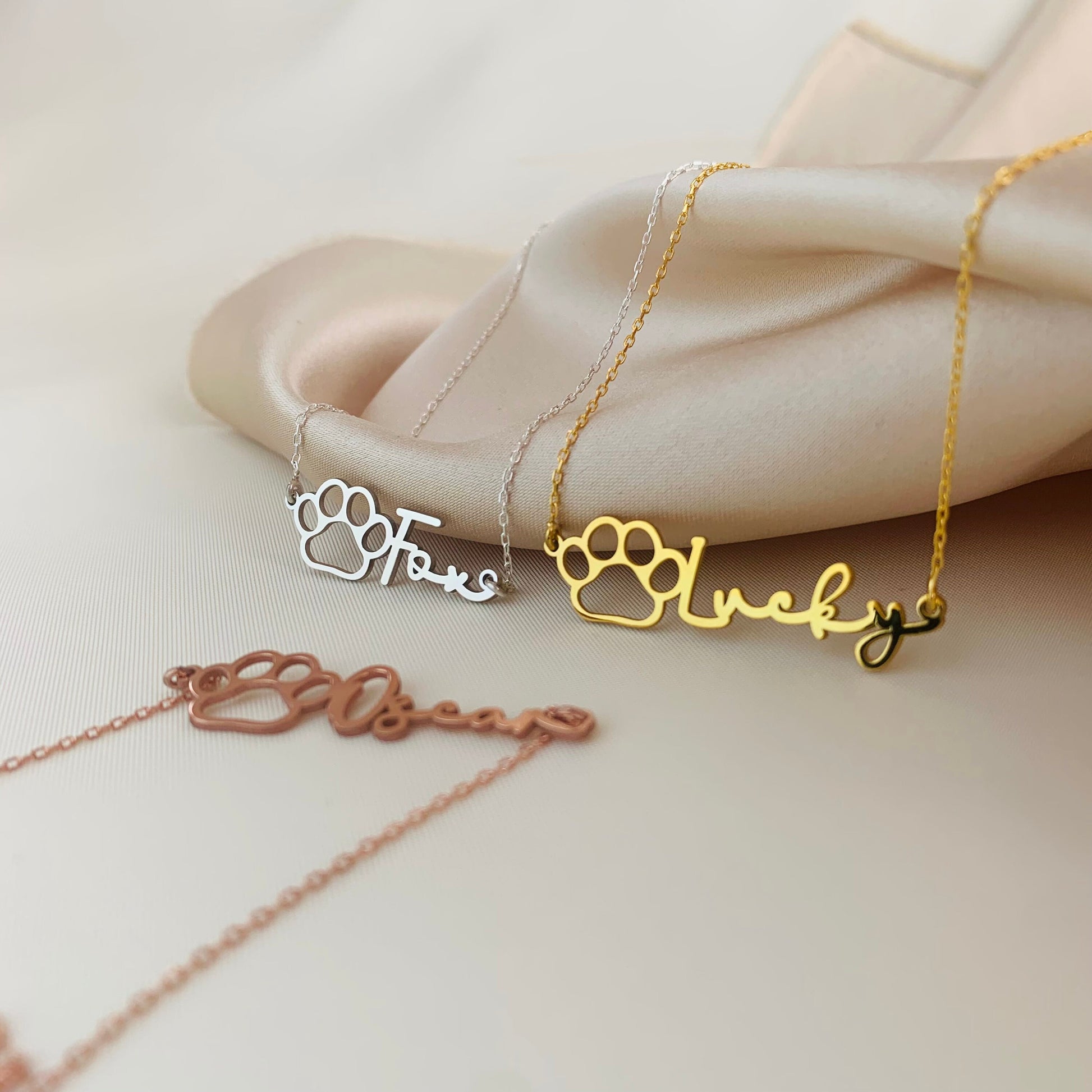 Paw Name Necklace, Pet Personalized Gift, Dog Name Necklace, 925 Sterling Silver Paw Necklace With Name , Pet Memorial Necklace, Pet Print