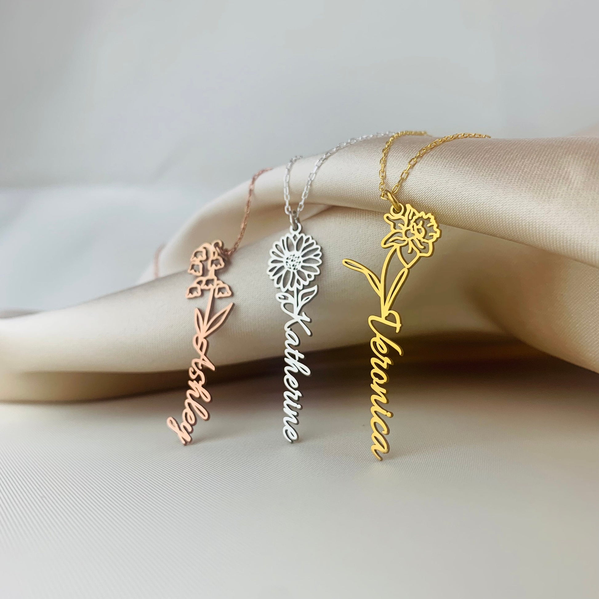 Dainty Name Necklace with Birth Flower , Personalised Name Necklace 925 Sterling Silver , Custom Name Jewellery , Birthday Gift for Her