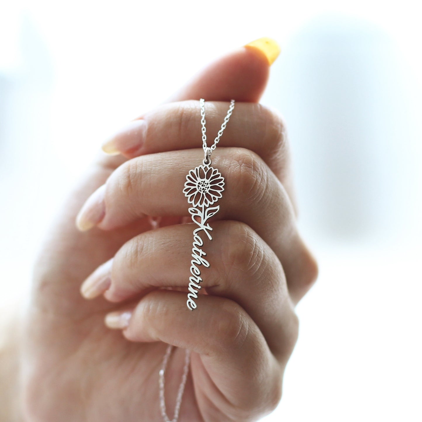 Dainty Name Necklace with Birth Flower - Personalized Name Necklace 925 Sterling Silver - Custom Name Jewellery - Birthday Gift for Her