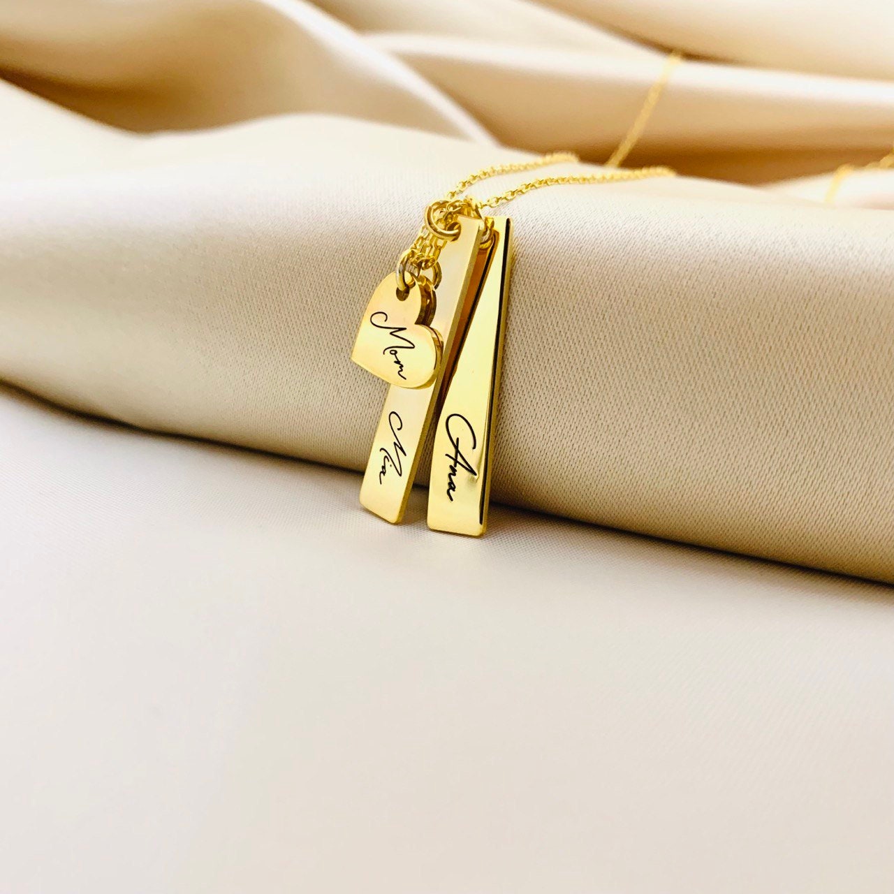 Personalized Vertical Bar Necklace, Silver Multiple Bar Name Necklace, Bar Engraved Necklace, Necklace for Family, Mothers Day Gift