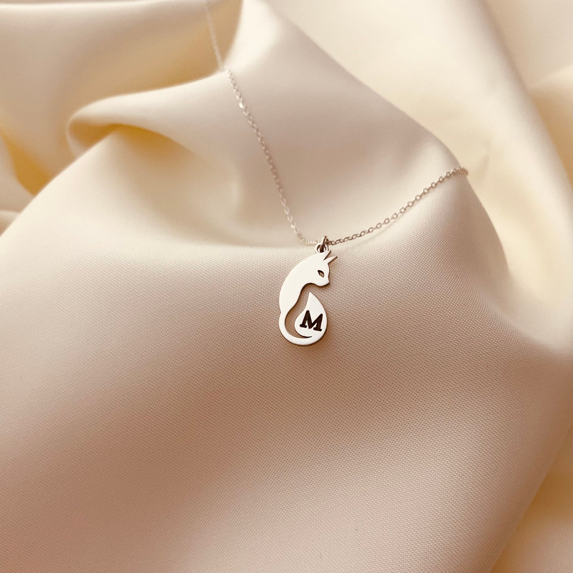 Personalized Cat Necklace, Cat silhouette necklace