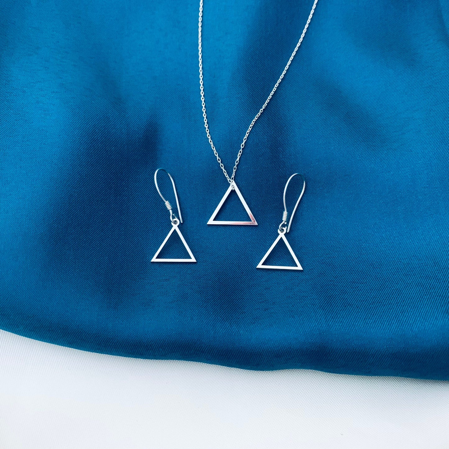 Triangle Necklace and Earrings Jewelry Set, Triangle Earrings and Necklace, Dangle Earrings and Necklace Set, Minimalist Dangle Triangle Set