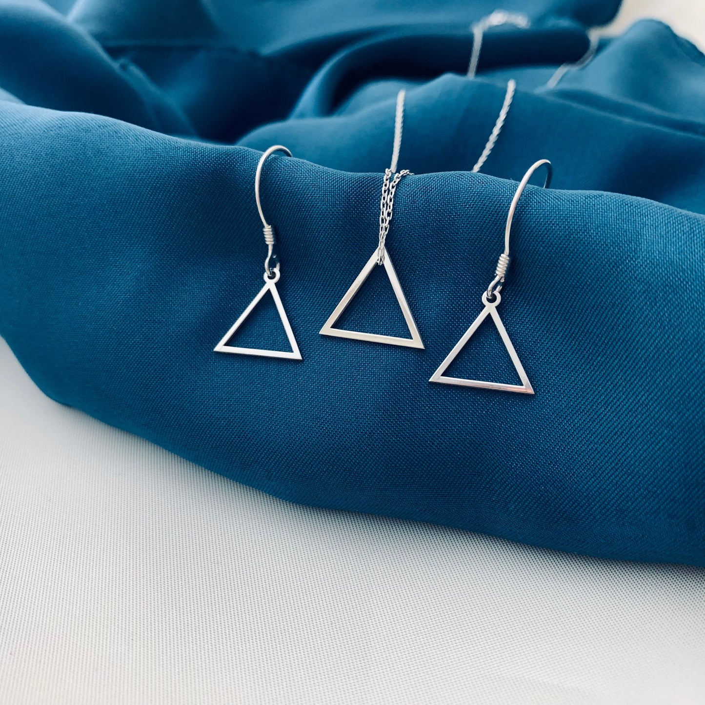 Triangle Necklace and Earrings Jewelry Set, Triangle Earrings and Necklace, Dangle Earrings and Necklace Set, Minimalist Dangle Triangle Set