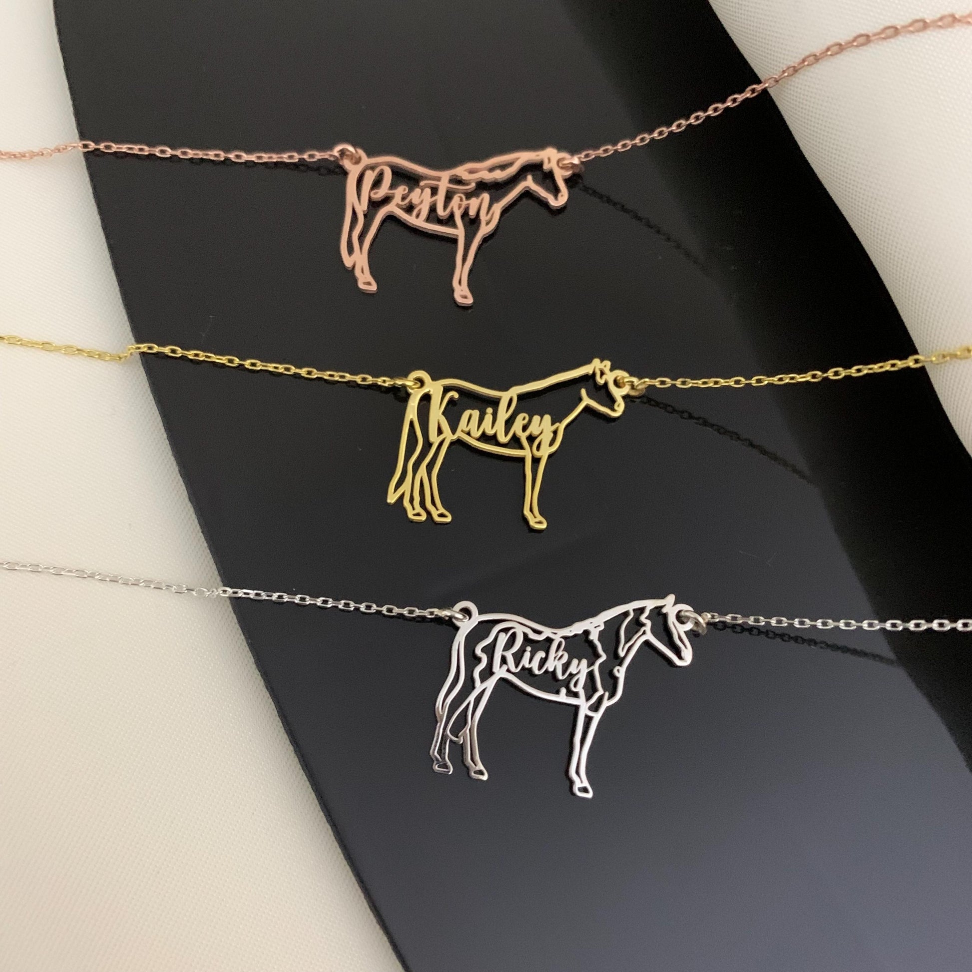 Horse Name Necklace, Personalized Horse Name Necklace Horse Necklace for Woman, Horse Memorial Necklace, Horse Memorial Gift, Horse Jewelry
