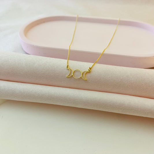 Triple Moon Necklace, Triple Moon Goddess Pendant, Wiccan Jewelry, Lunar Phases Necklace, Spiritual Jewelry, Crescent Moon Necklace