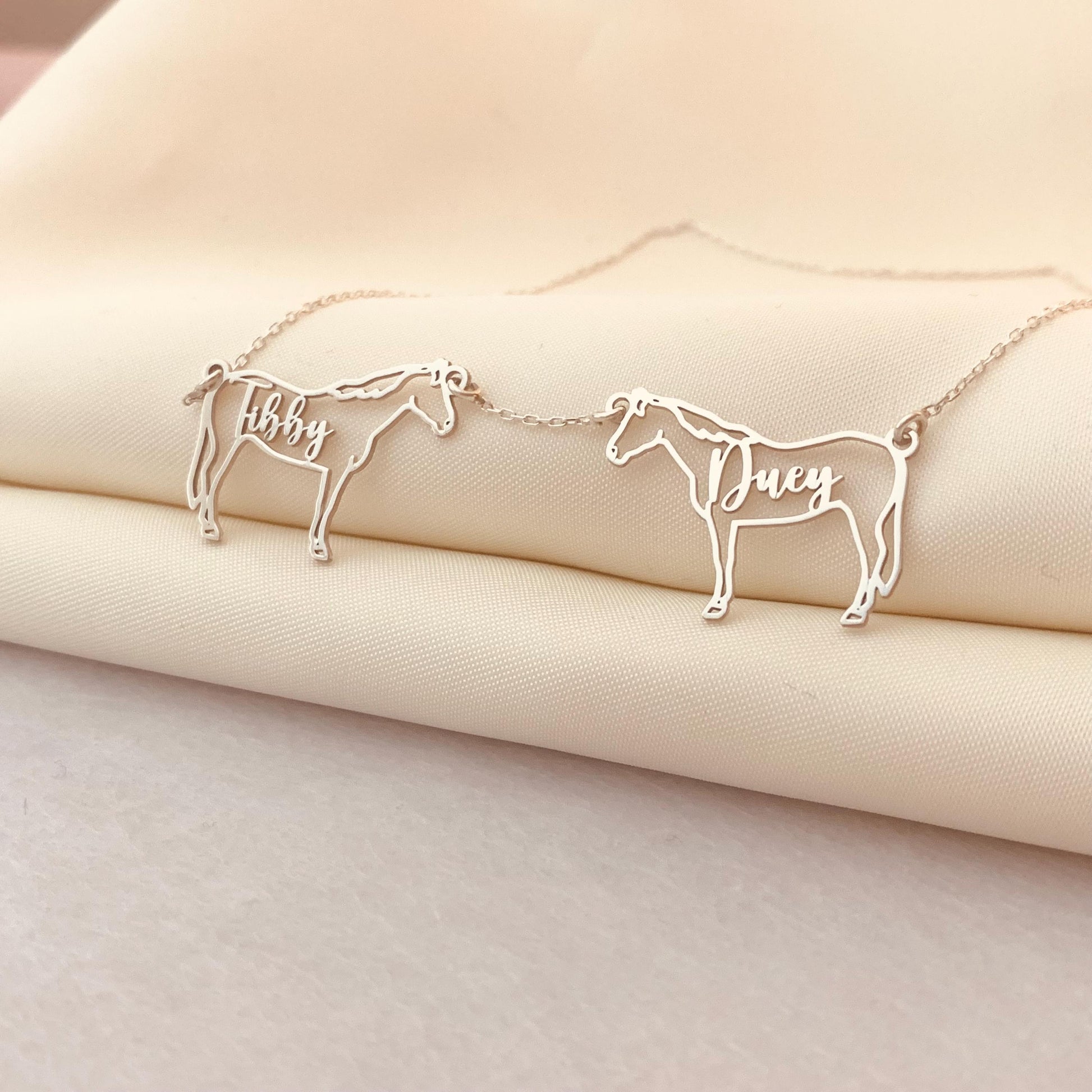 Multiple Horse Necklace, Personalized Horse Necklace, Memorial Horse Jewelry, Multiple Horse Charm Necklace, Equestrian Gift, Horse Mom Gift