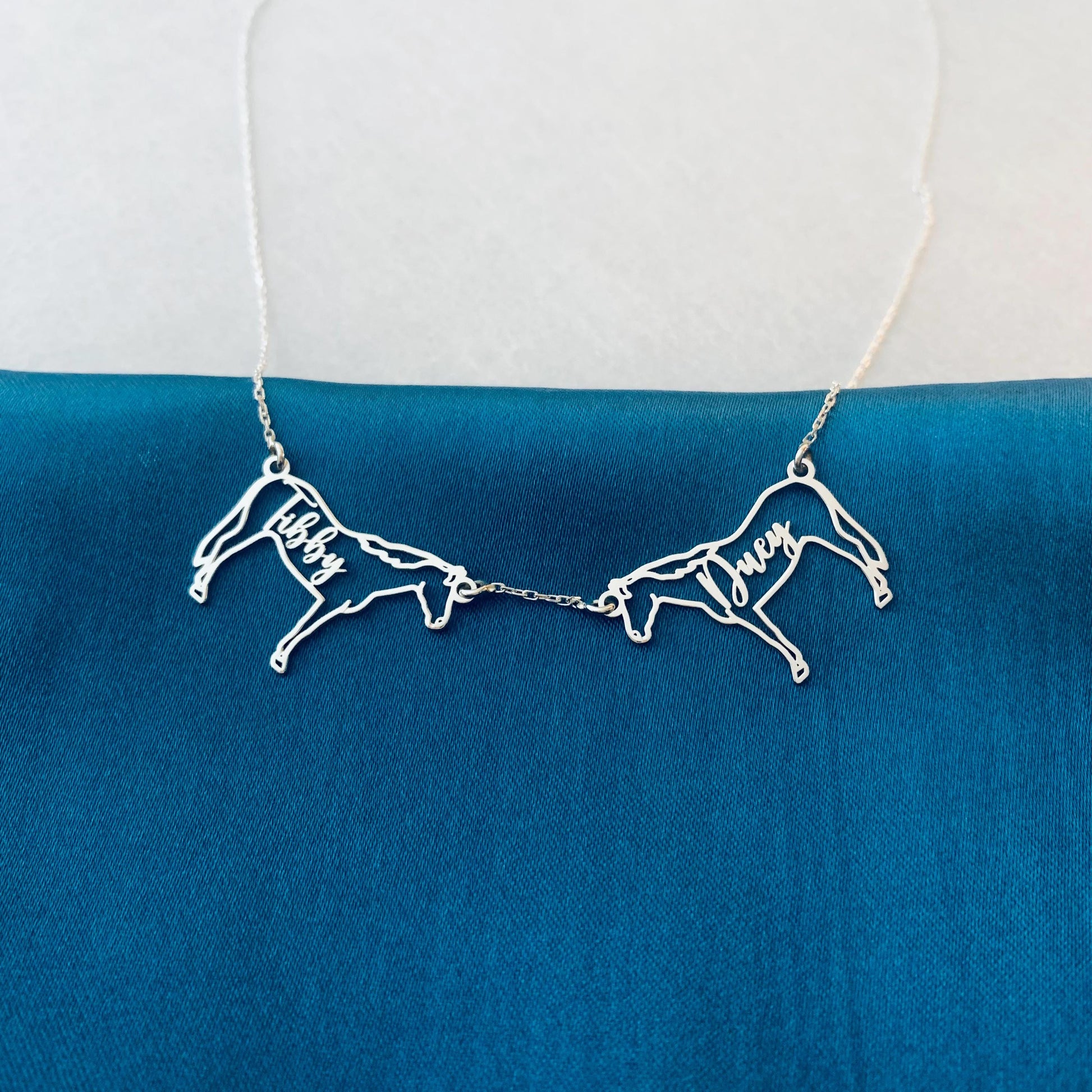Multiple Horse Necklace, Custom Horse Necklace, Horse Necklace for Woman, Horse Memorial Necklace, Multiple Horse on one Chain, Equine Charm