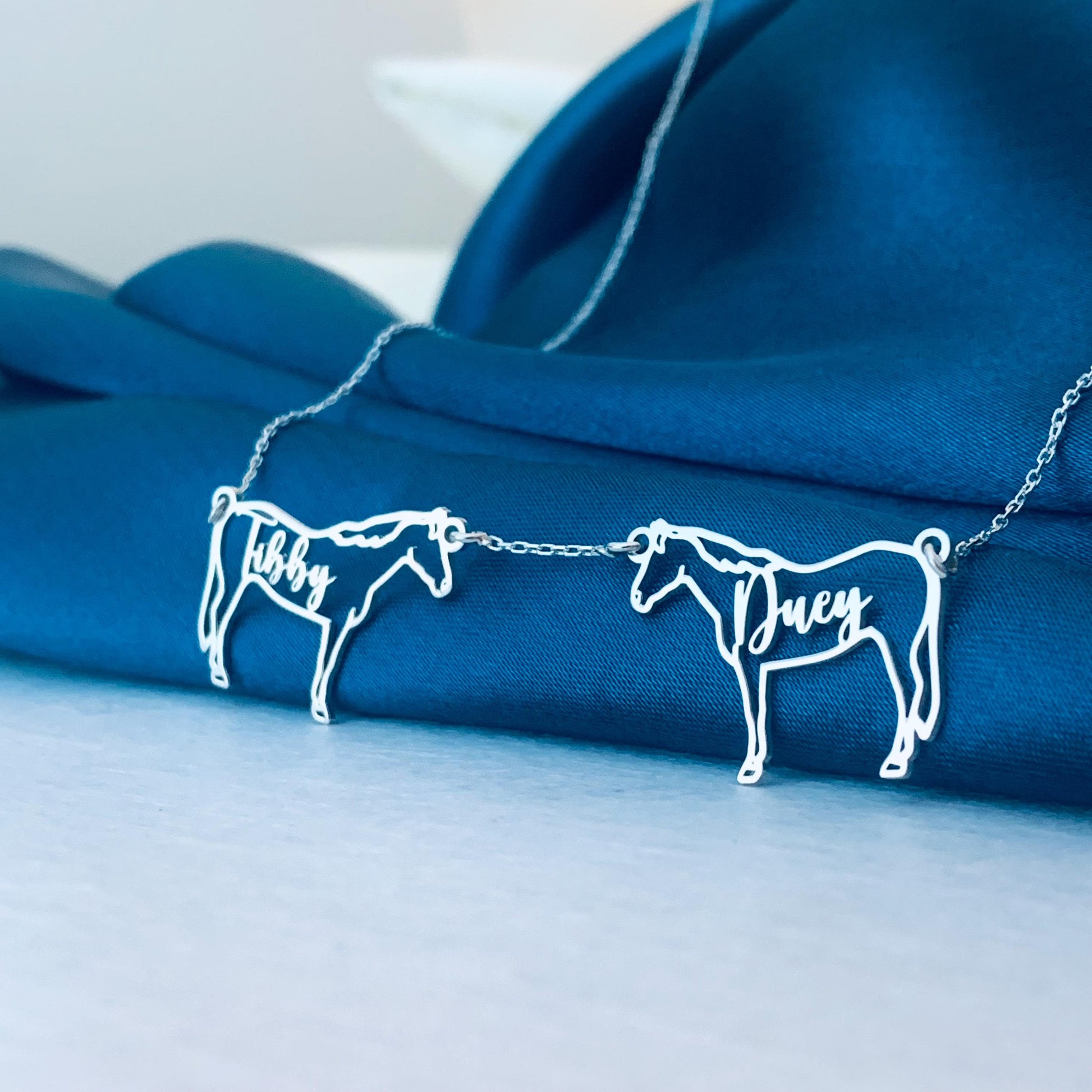 Multiple Horse Necklace, Custom Horse Necklace, Horse Necklace for Woman, Horse Memorial Necklace, Multiple Horse on one Chain, Equine Charm