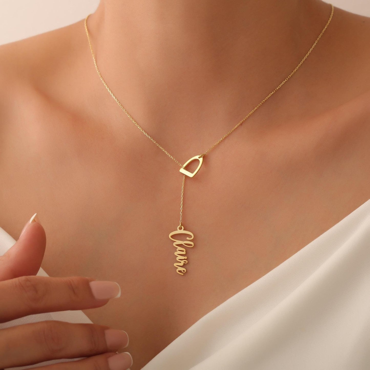 Horse Necklace, Horse Name Necklace, Horse Memorial Necklace, Custom Stirrup Necklace, Stirrup Jewelry, Equestrian Stirrup Necklace