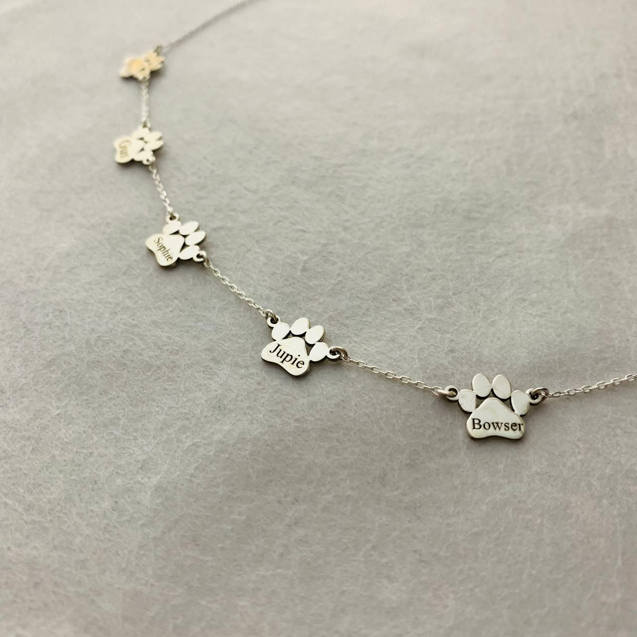 Personalized Multiple Paw Print Name Necklace, Paw Print Name Necklace, Dainty Dog Paw Necklace, Minimalist Paw Necklace, Dog Mom Gifts