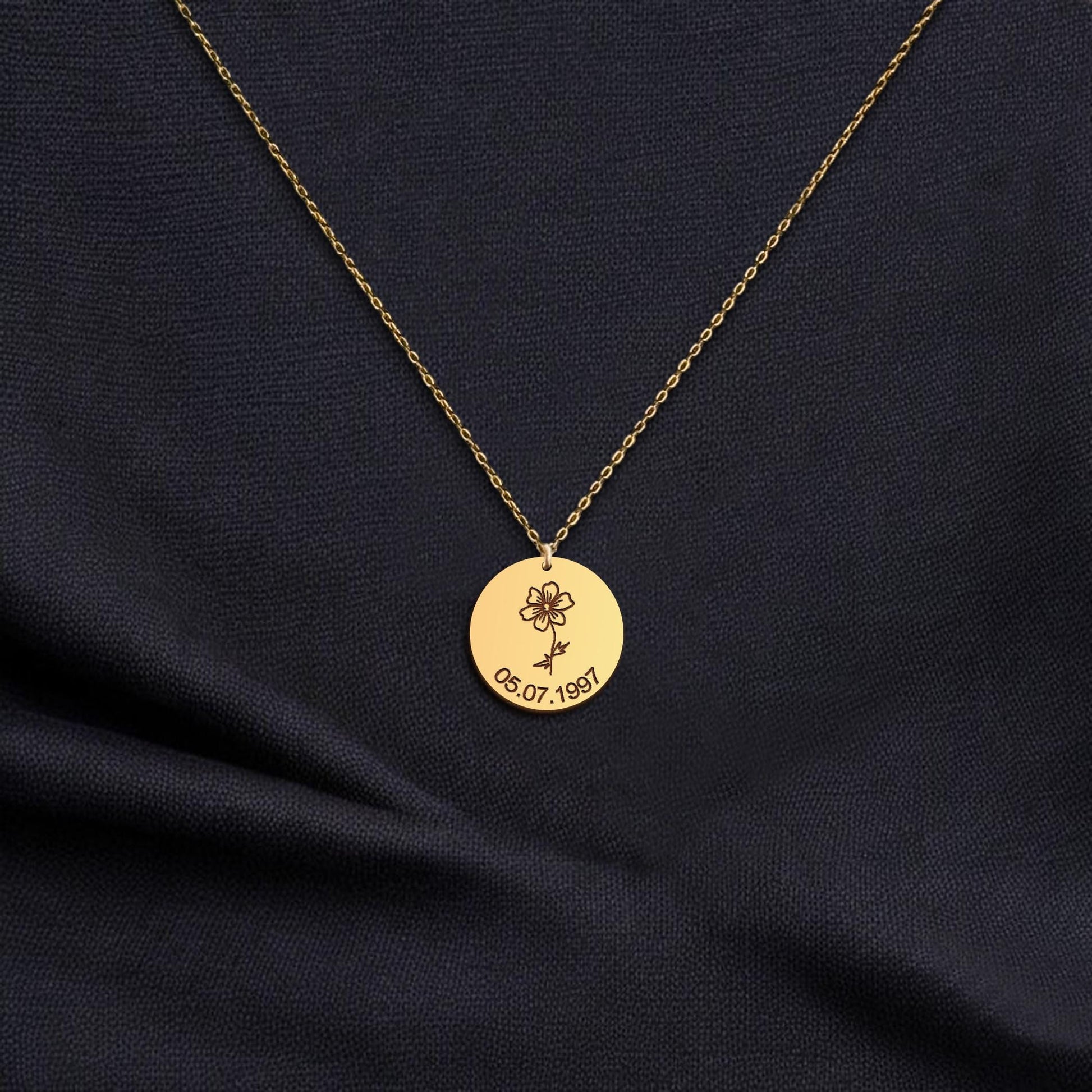 Minimalist Birth Flower Necklace, Personalized Flower Disc Necklace, Floral Jewelry, Birth Flower Pendant, 18th Birthday Gift, Gift for Mom