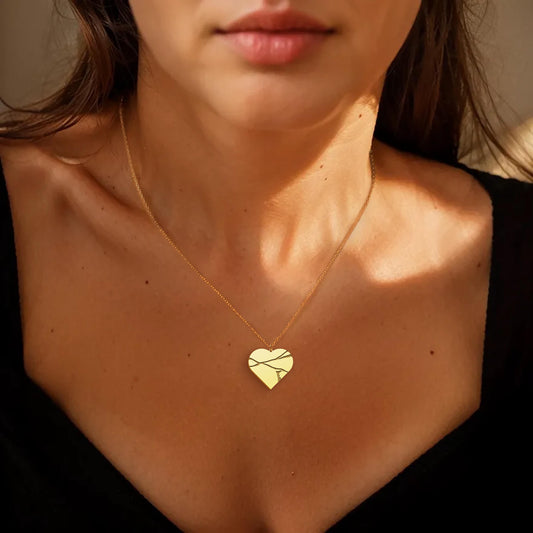 18K Gold Kintsugi Heart Necklace, Kintsug Broken Heart Necklace, Kintsugi Pottery Inspired Jewelry, Broken Heart Healing Gift, Kintsukuroi