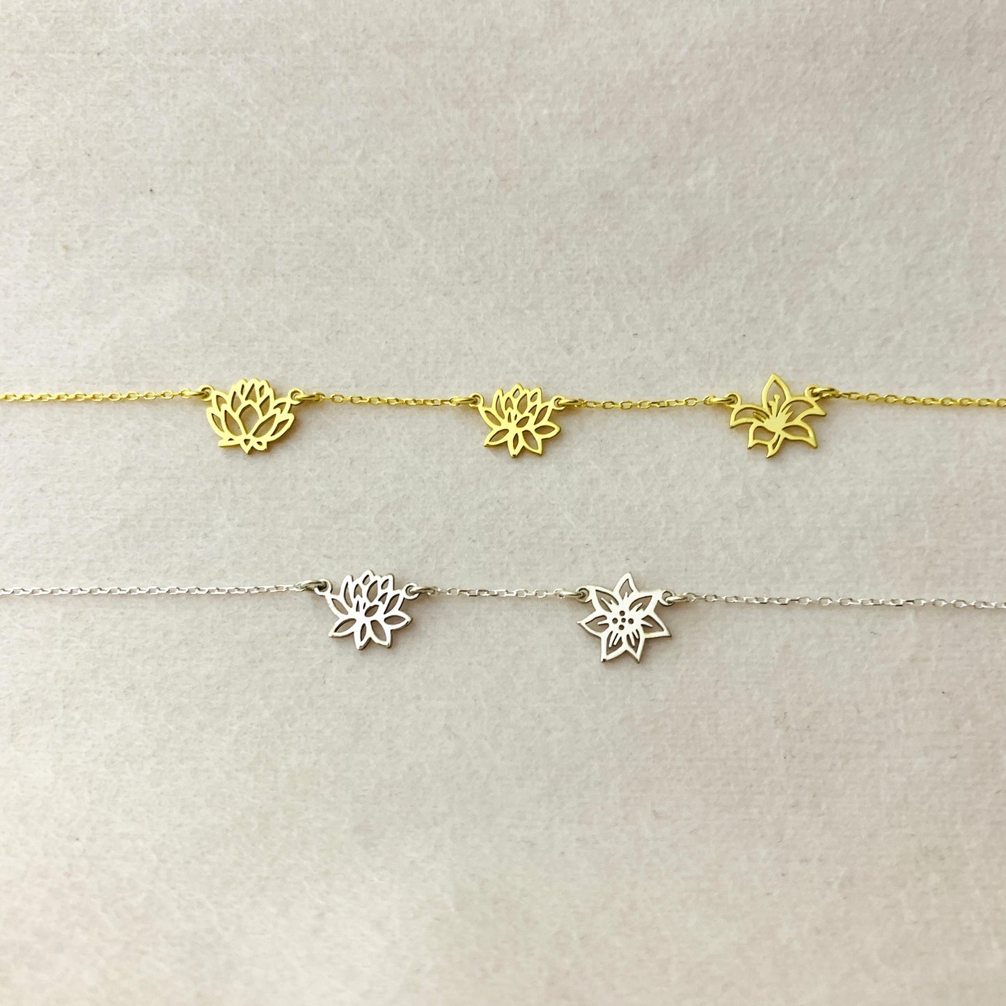 Multiple BirthFlower Necklace, Personalized BirthFlower Necklace, Custom Birth Month Pendant, Family Flower Jewelry, Custom Floral Charm
