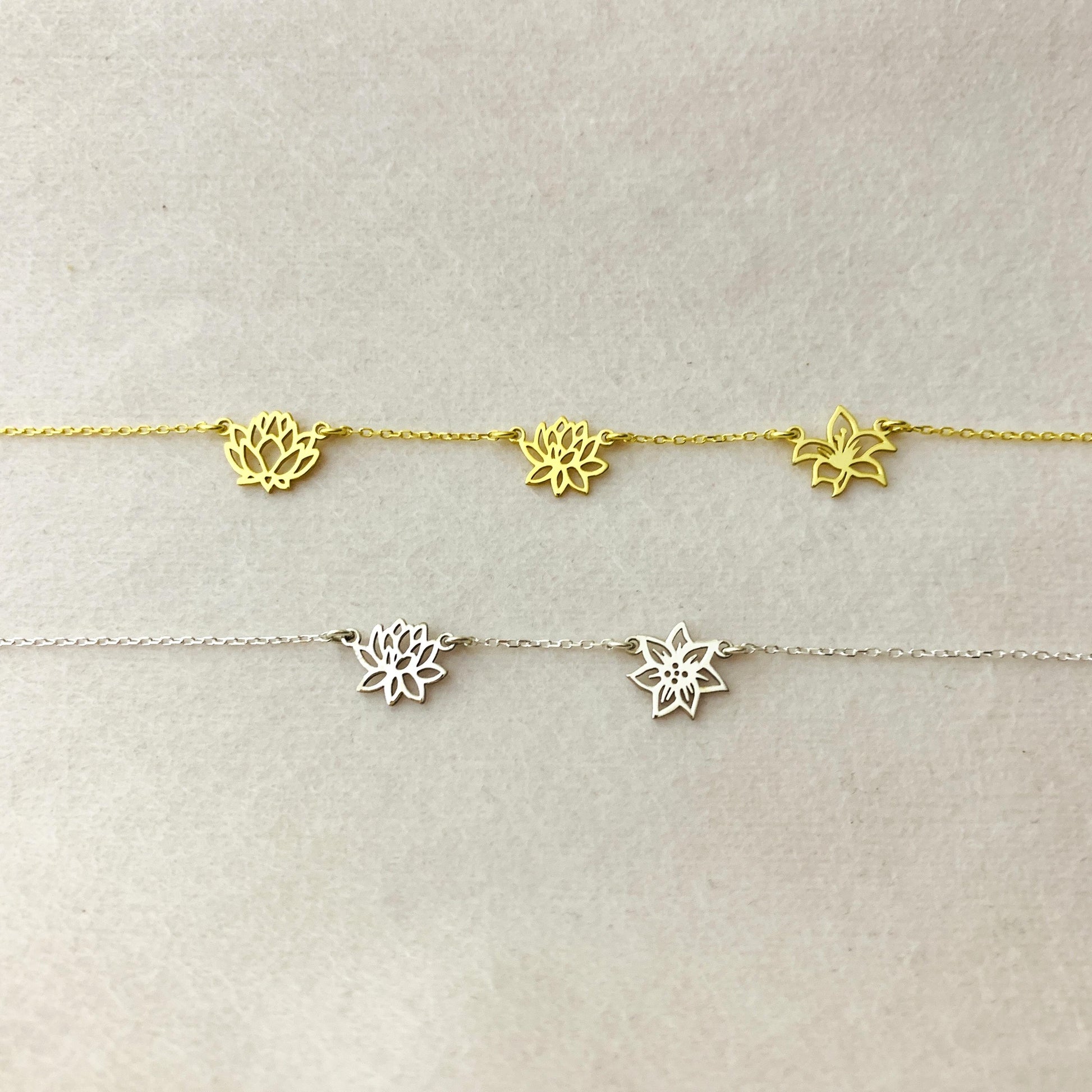 Multiple BirthFlower Necklace, Personalized BirthFlower Necklace, Custom Birth Month Pendant, Family Flower Jewelry, Custom Floral Charm