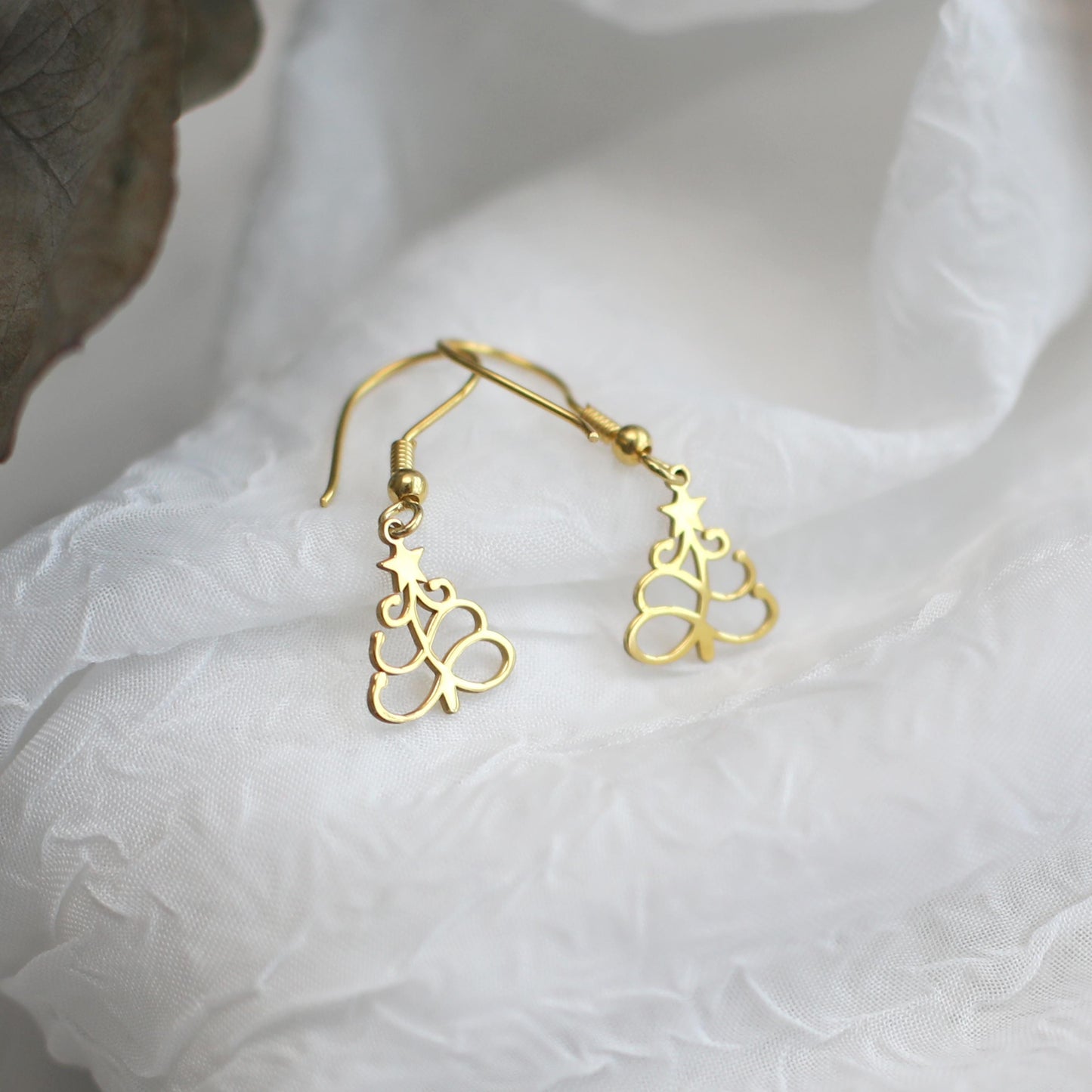 Tiny Tree Earrings | 18K Gold Dainty Holiday Jewelry | Minimalist Lightweight Christmas Tree Gift for Her | Lovely Natural Plant Jewelry