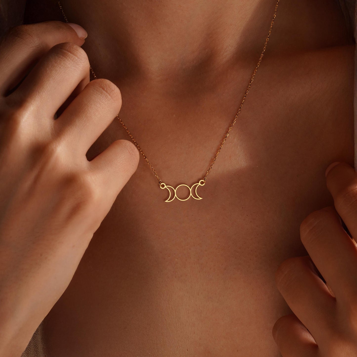 18K Gold Triple Moon Phase Goddess Necklace, Tiny Moon Necklace, Triple Moon Goddess Pendant, Crescent Moon Necklace, Witchy Jewelry