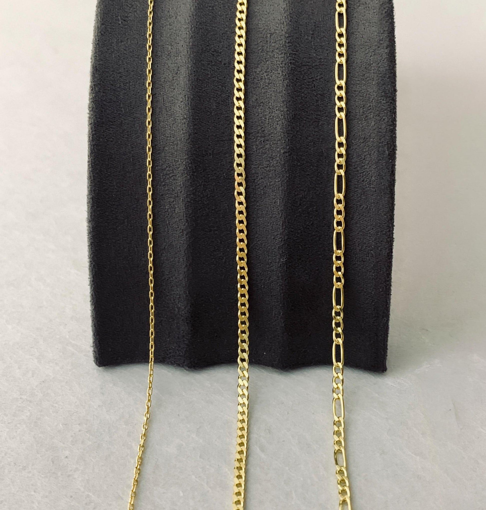 Gold Chain Necklace, Minimalist Layering Chain, Cable Curb Figaro Chain Necklace, Dainty Everyday Jewelry, Gift for Her